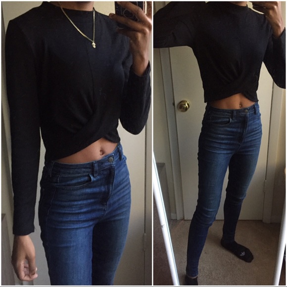 Derek Heart Tops - Derek Heart Front Knotted Crop Top Small